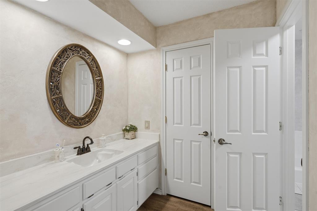 5711 Cortez Drive Property Photo 29