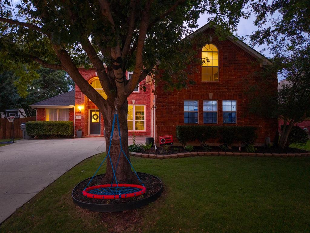 1506 Constellation Drive Property Photo 6