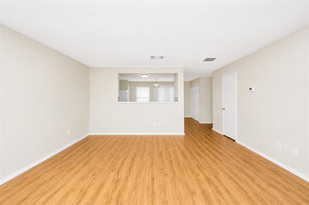 7120 Planters Row Drive Property Photo 8