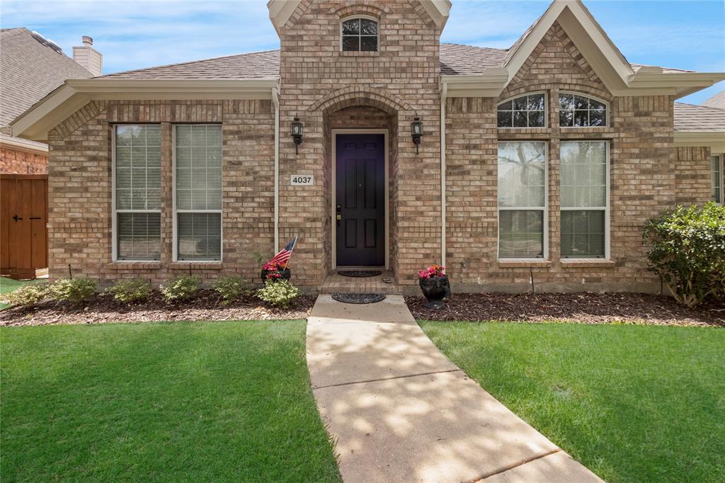 4037 Navarro Way