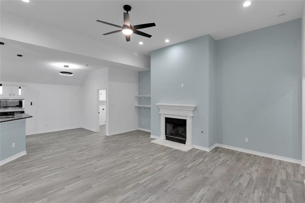 4037 Navarro Way Property Photo 16