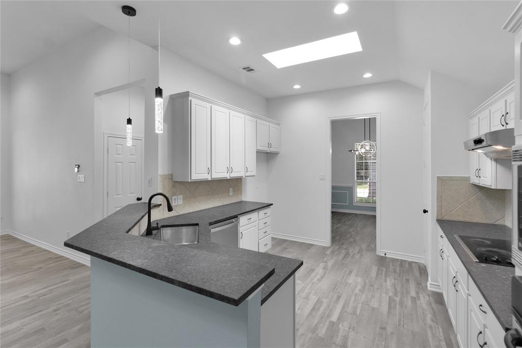 4037 Navarro Way Property Photo 21