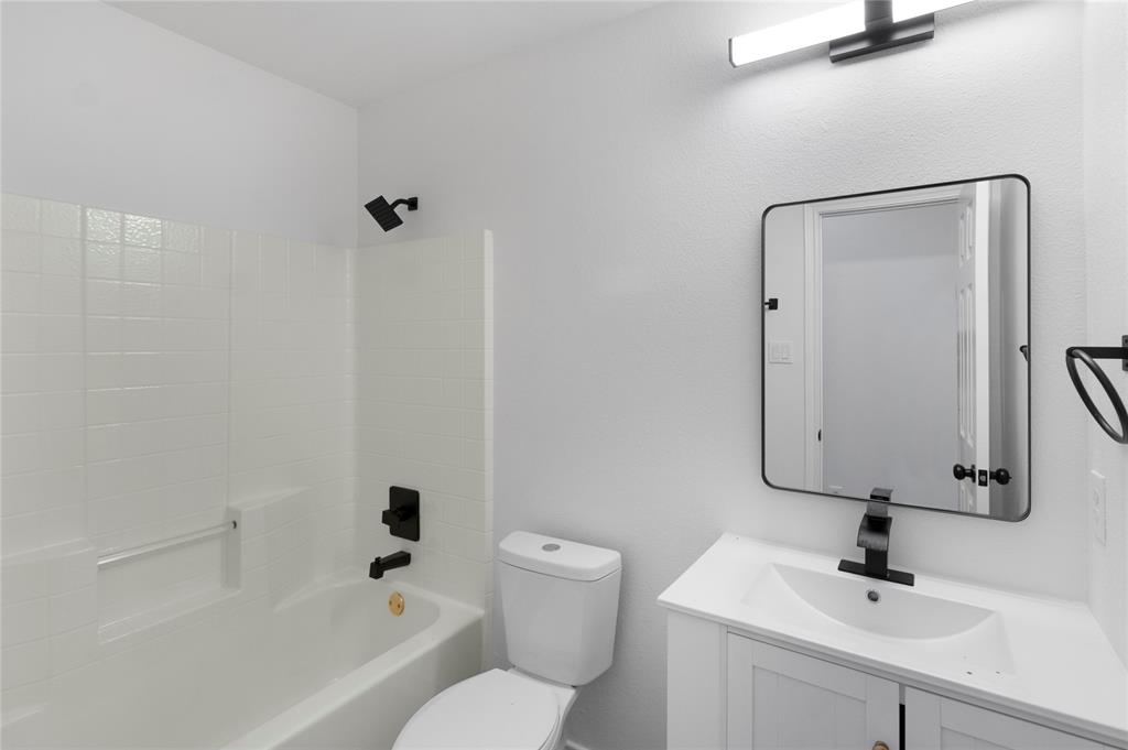 4037 Navarro Way Property Photo 33