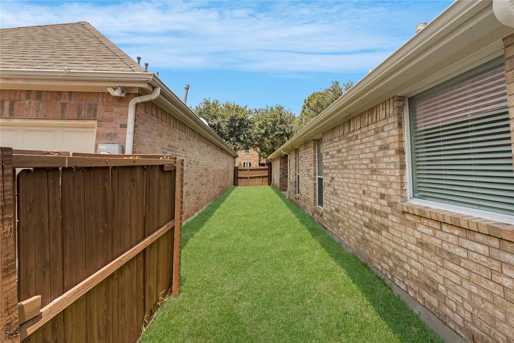 4037 Navarro Way Property Photo 38