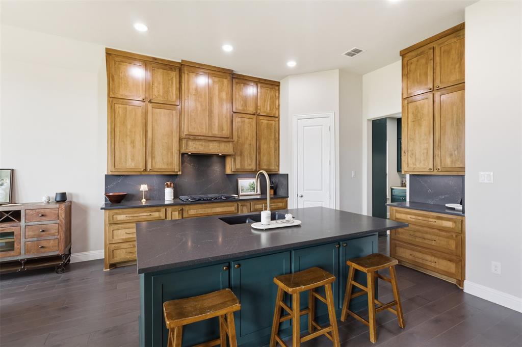 3437 Ridgecross Drive Property Photo 15