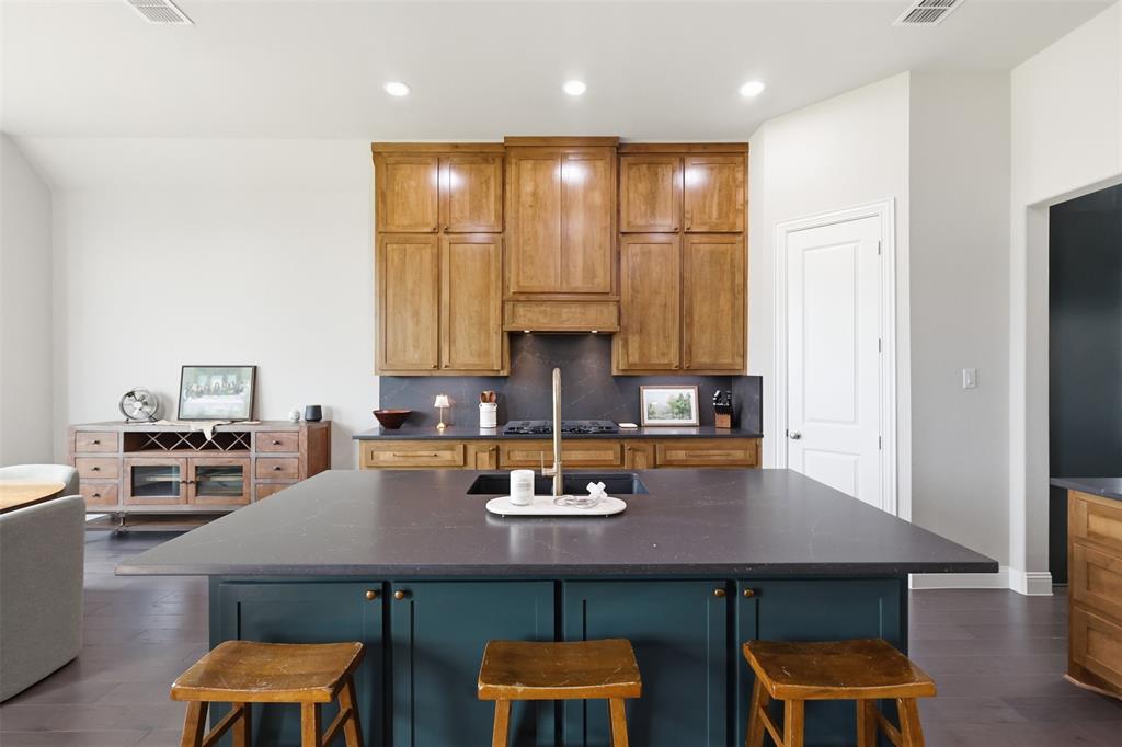 3437 Ridgecross Drive Property Photo 18