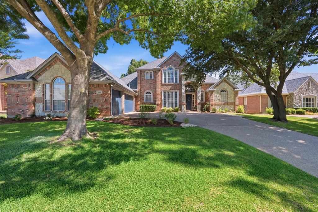 869 Thomas Crossing Drive Property Photo 1
