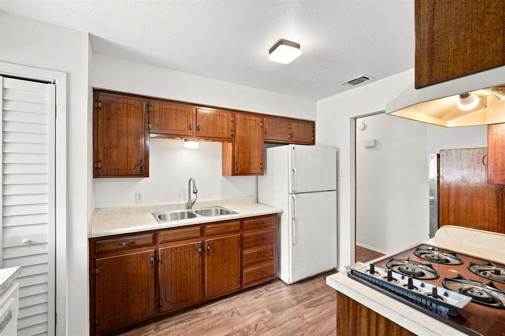 1508 Hillside Drive Property Photo 5