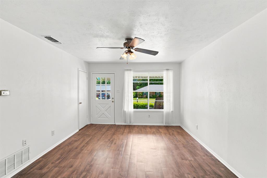 1508 Hillside Drive Property Photo 7
