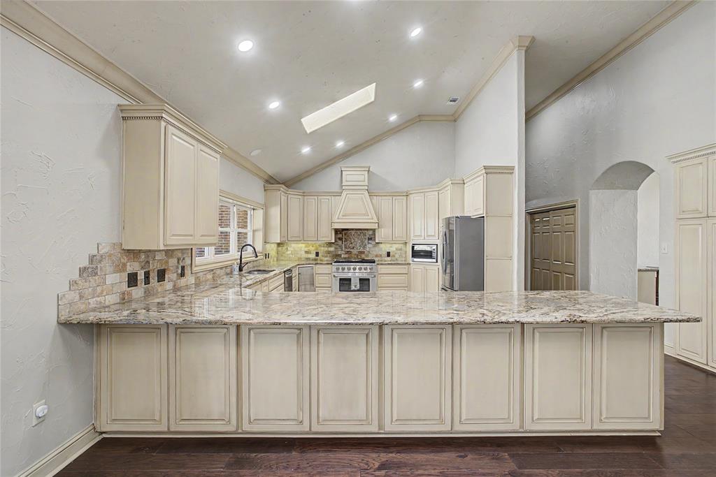6815 Hardwick Road Property Photo 10