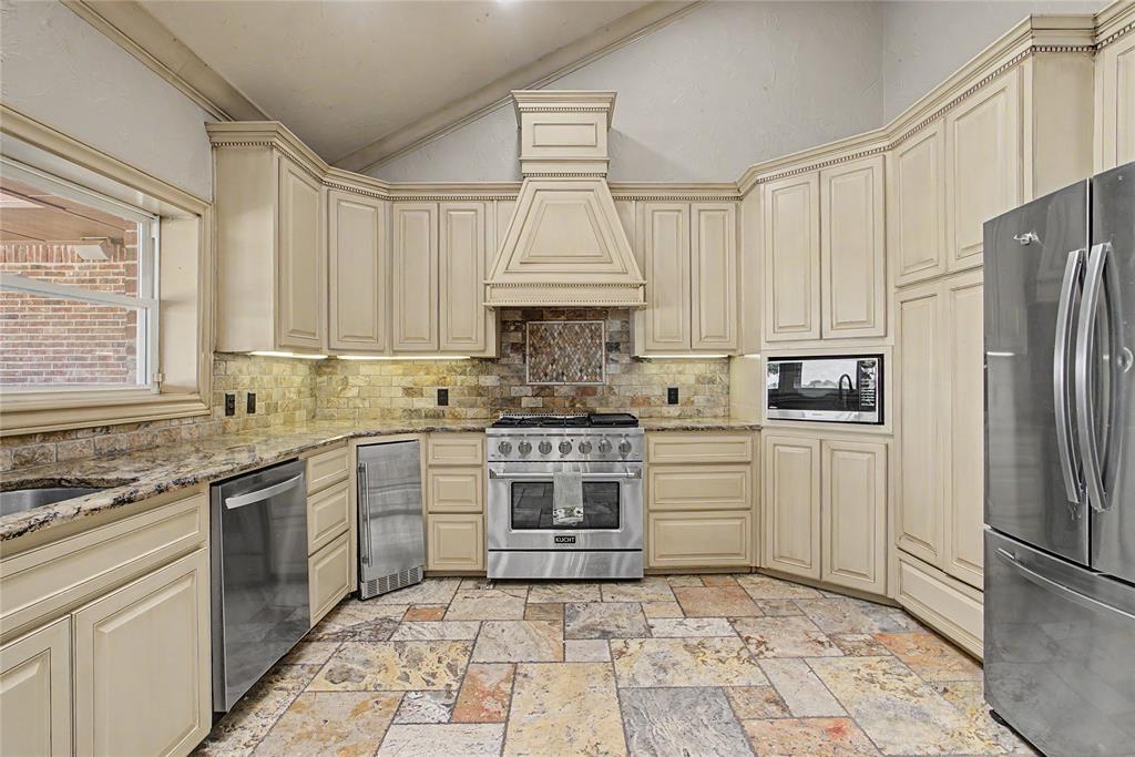 6815 Hardwick Road Property Photo 11