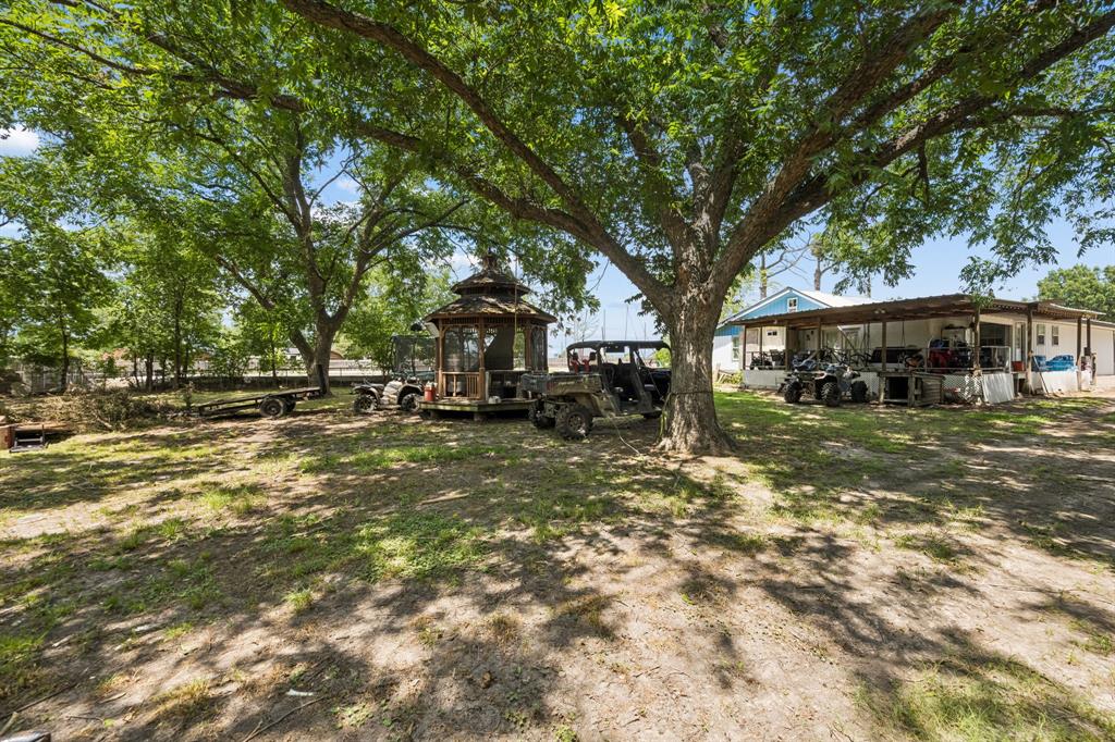 4294 Fm 36 Property Photo 4