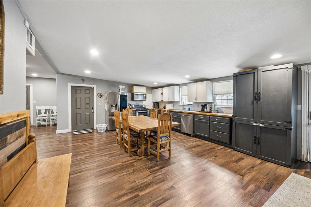4294 Fm 36 Property Photo 6