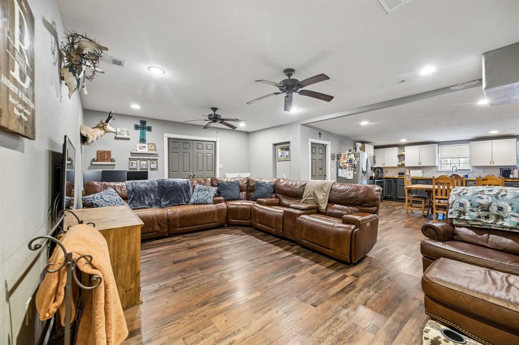 4294 Fm 36 Property Photo 19