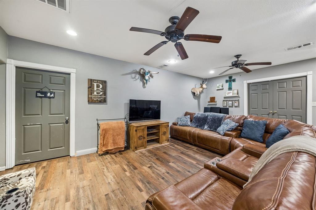 4294 Fm 36 Property Photo 20
