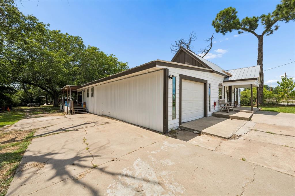 4294 Fm 36 Property Photo 25