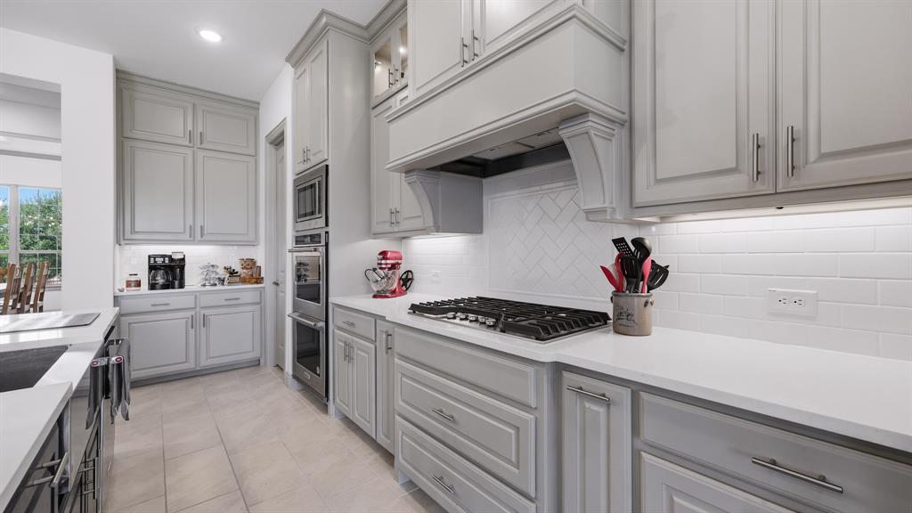 1000 Timber Hills Drive Property Photo 10