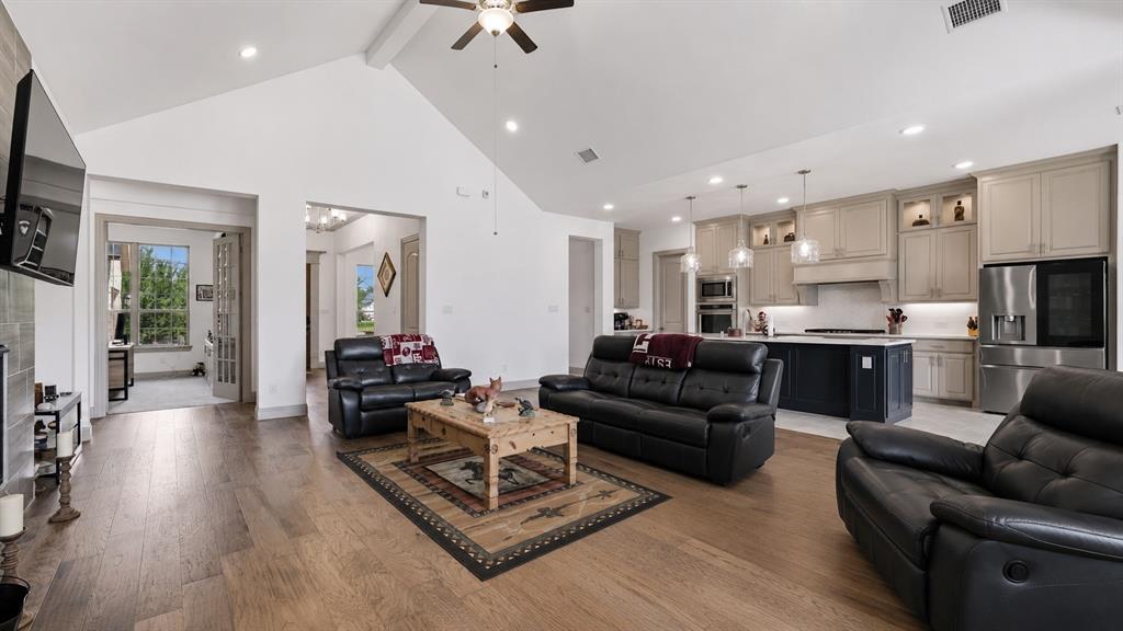 1000 Timber Hills Drive Property Photo 14