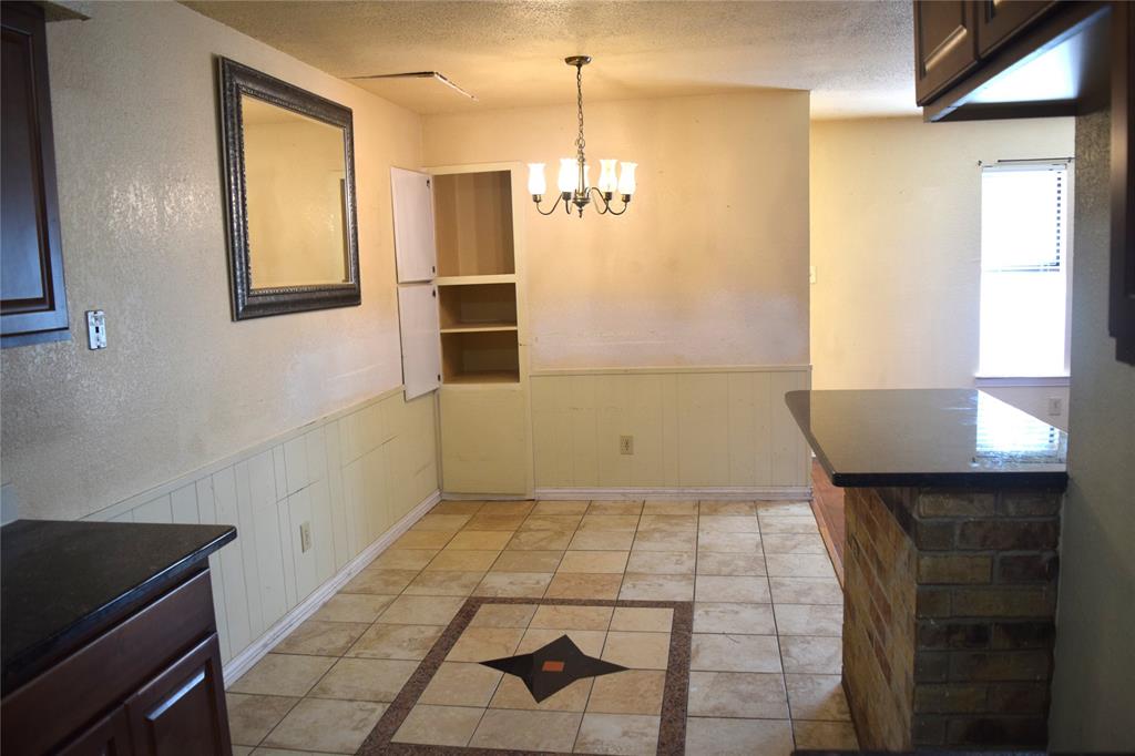 1806 Family Circle Property Photo 6