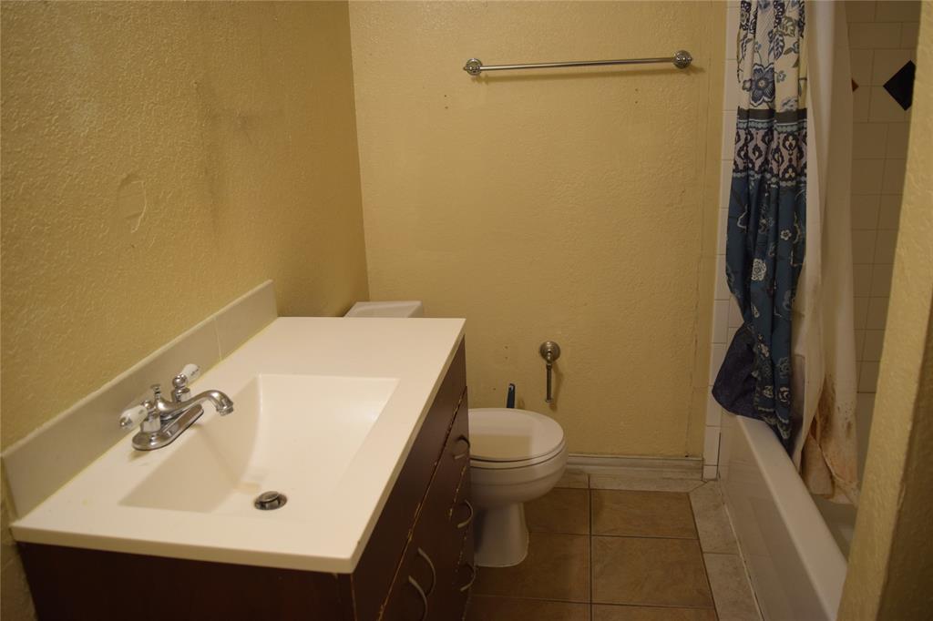 1806 Family Circle Property Photo 14