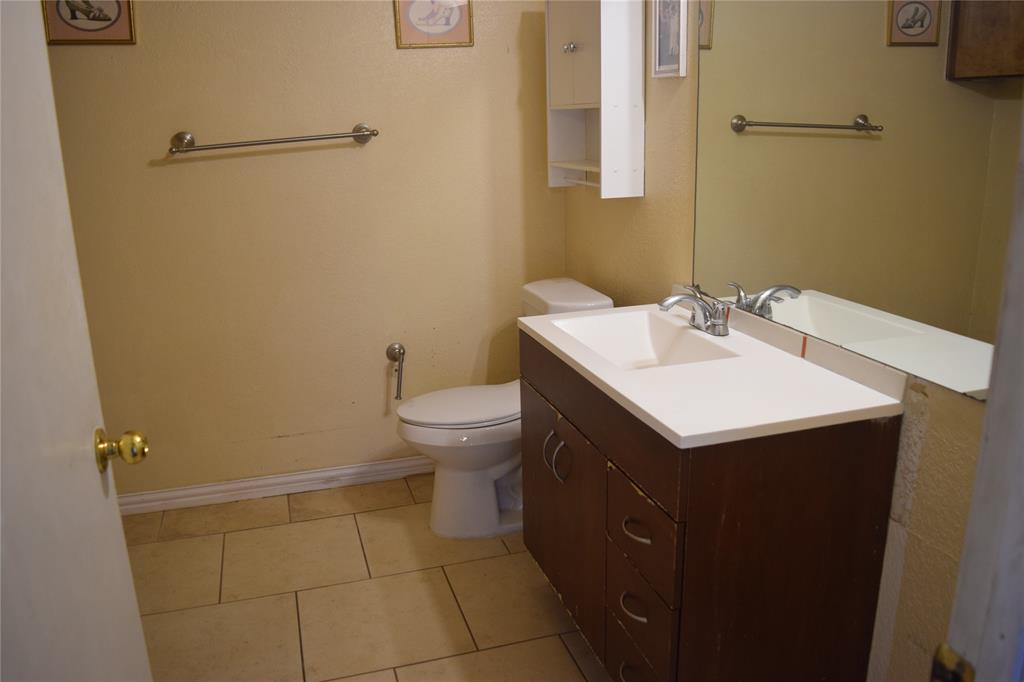 1806 Family Circle Property Photo 16