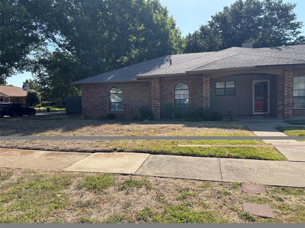 818 Midcreek Drive