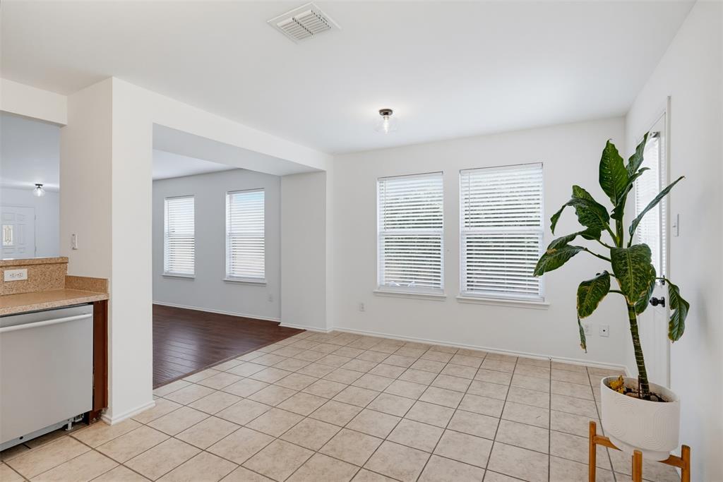 1612 Crown Point Drive Property Photo 15