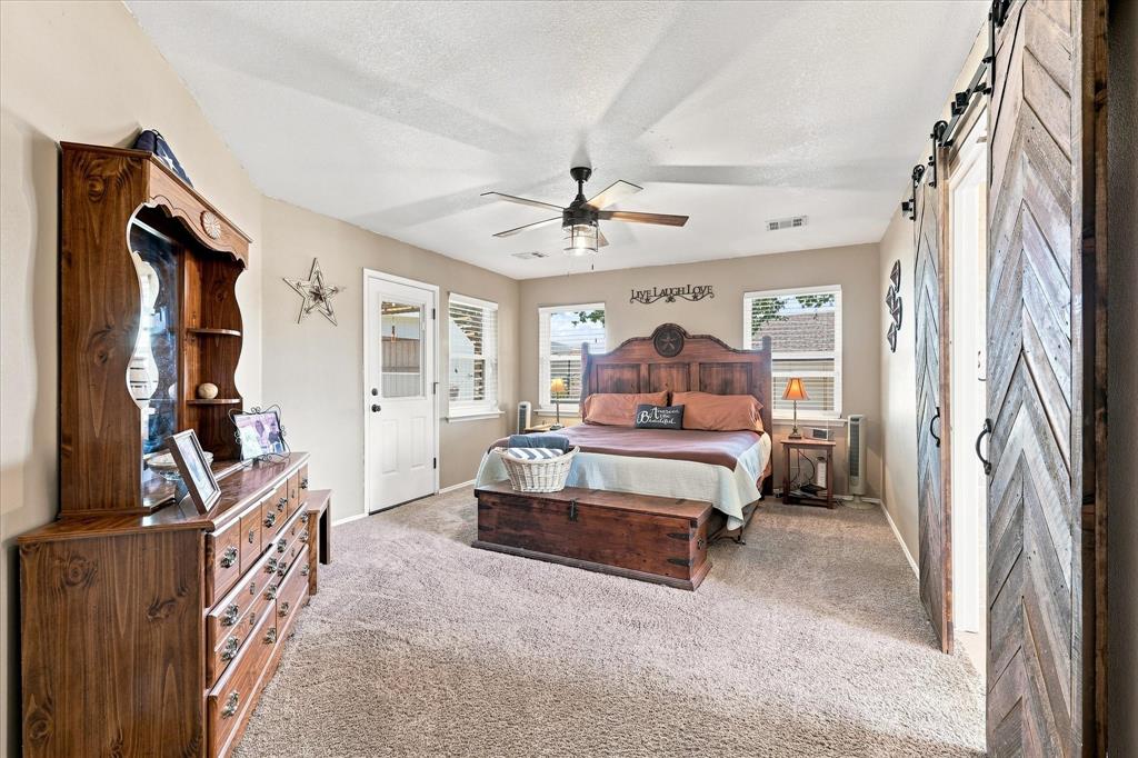 11555 Plainview Road Property Photo 18