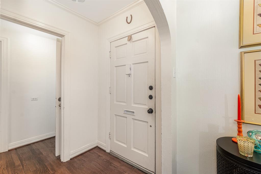 4220 Lovers Lane Property Photo 8