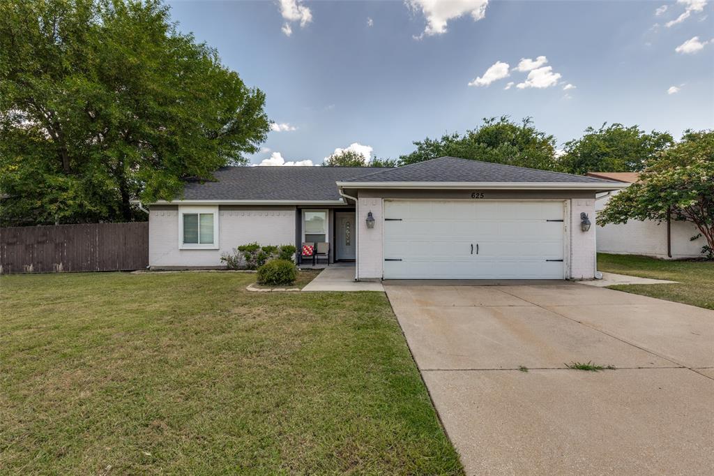 625 Park Center Boulevard Property Photo 3