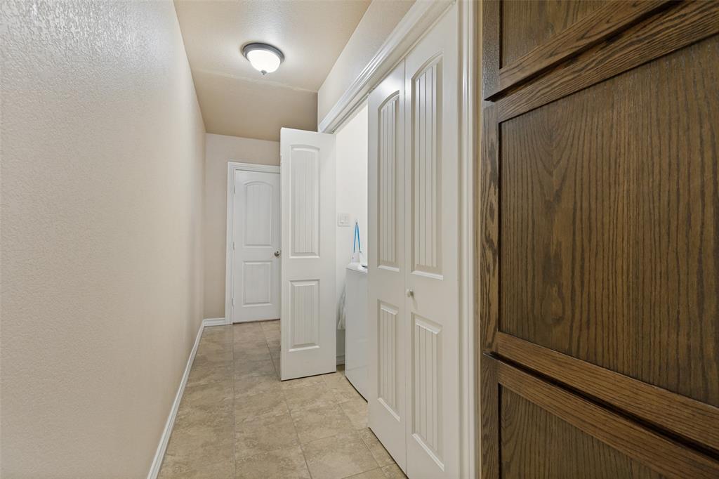 625 Park Center Boulevard Property Photo 15