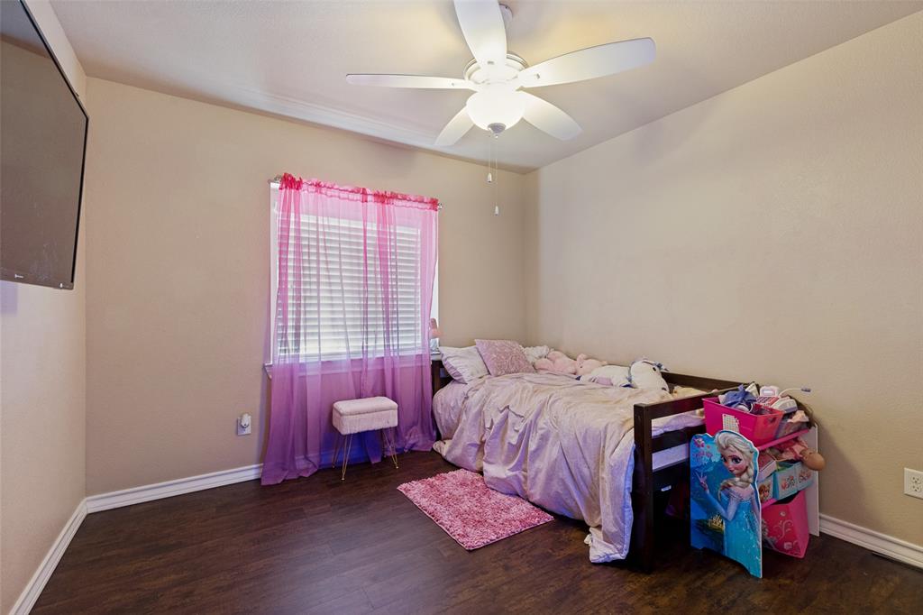 625 Park Center Boulevard Property Photo 19