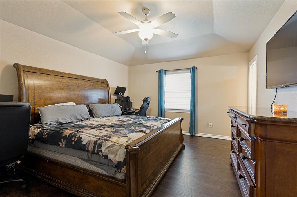 625 Park Center Boulevard Property Photo 20