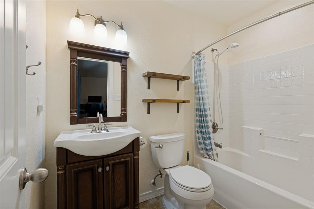 625 Park Center Boulevard Property Photo 22