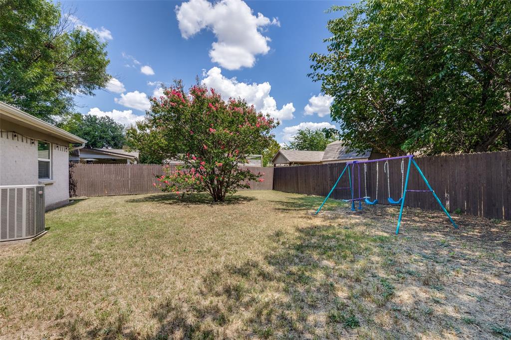 625 Park Center Boulevard Property Photo 25