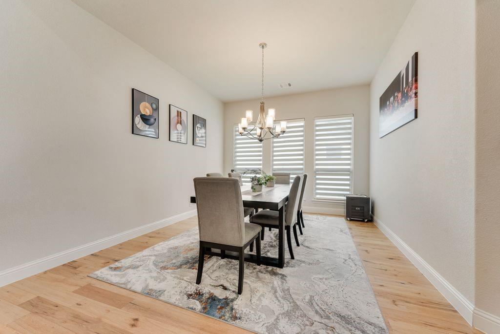 1007 Devonshire Drive Property Photo 17