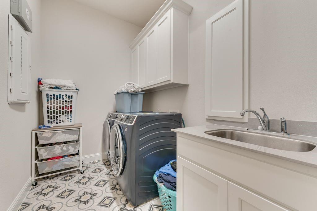 1007 Devonshire Drive Property Photo 19