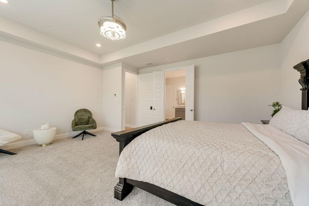 1007 Devonshire Drive Property Photo 22