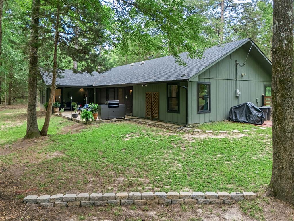 237 County Road 1525 Property Photo 37