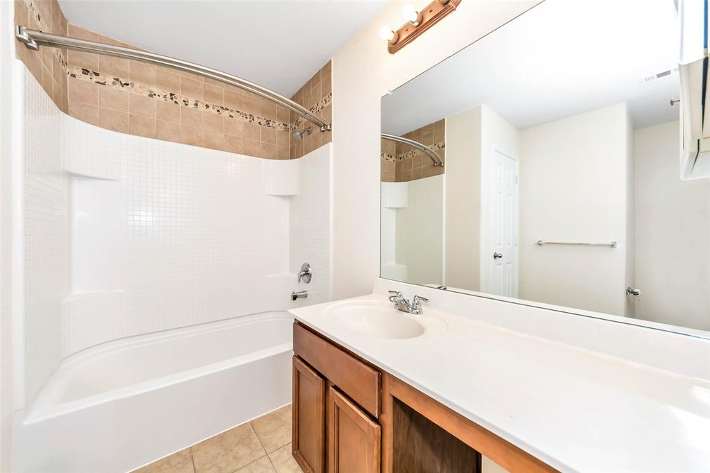 12644 Harvest Grove Drive Property Photo 3