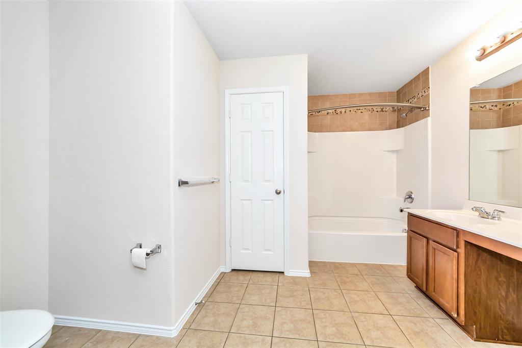12644 Harvest Grove Drive Property Photo 4