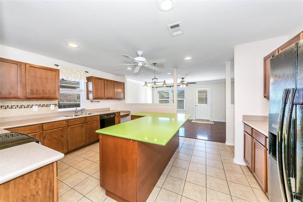 12644 Harvest Grove Drive Property Photo 14