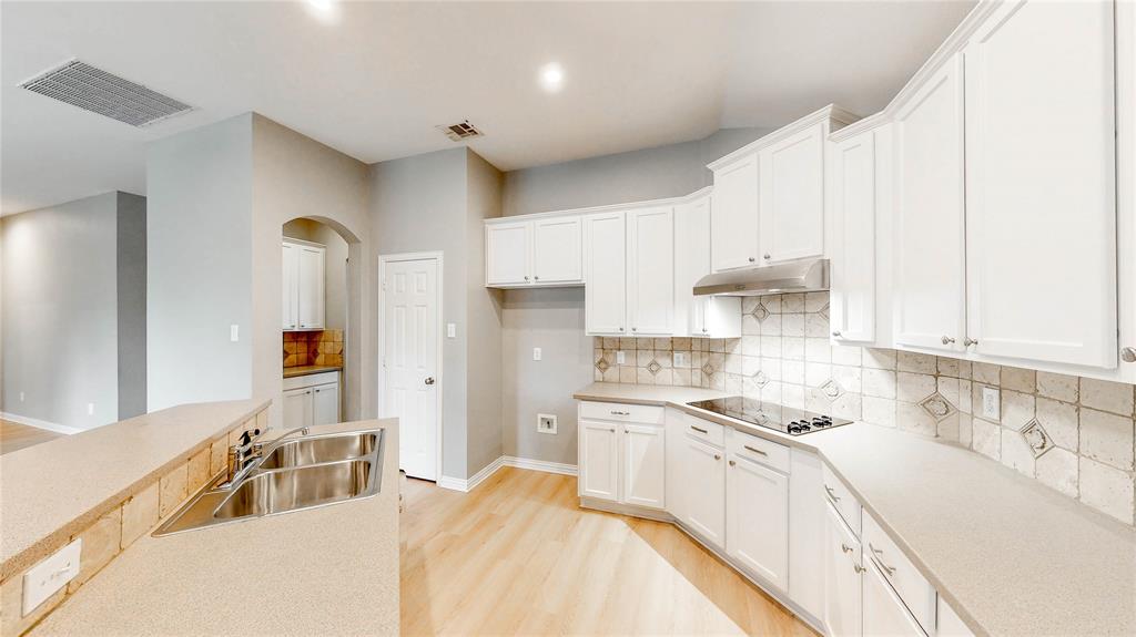 3924 Appleton Lane Property Photo 8