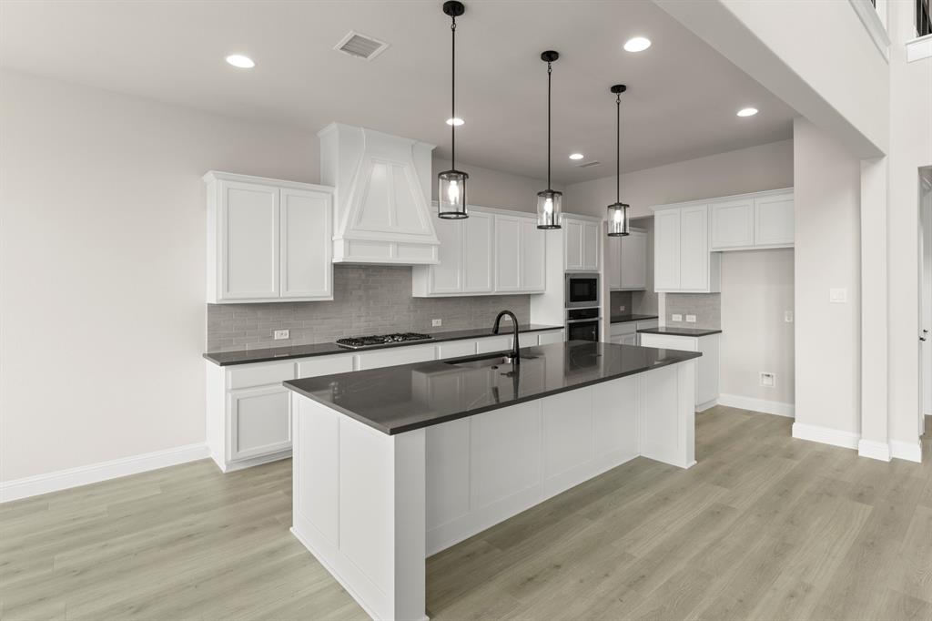2223 Wickersham Road Property Photo 3