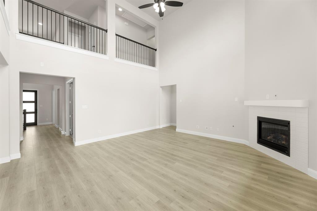 2223 Wickersham Road Property Photo 6
