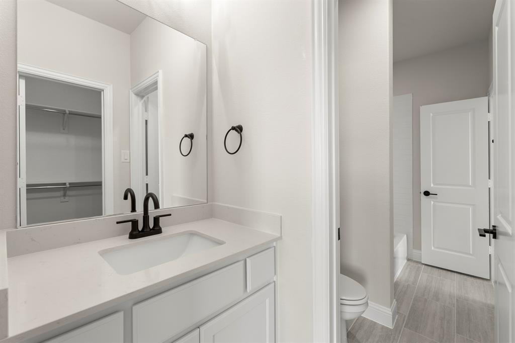 2223 Wickersham Road Property Photo 17