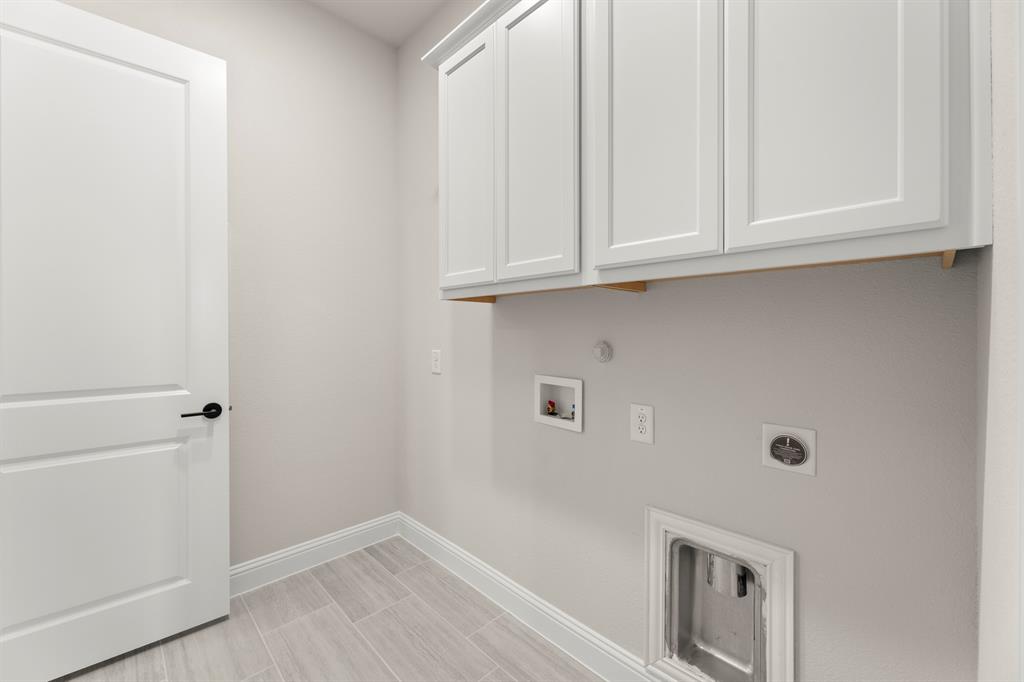 2223 Wickersham Road Property Photo 24