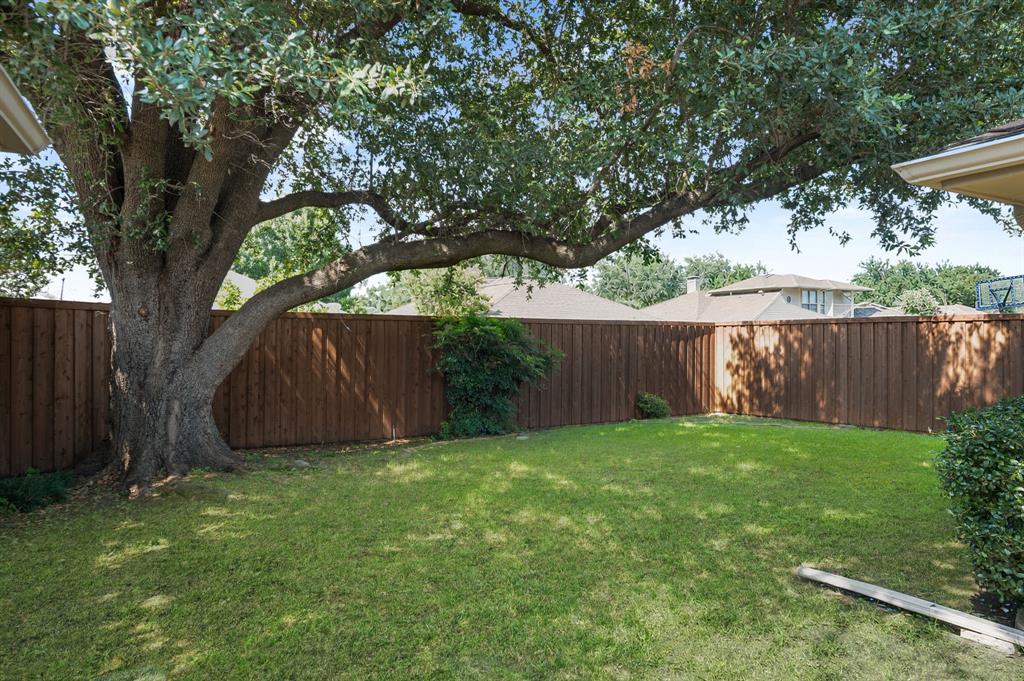 621 Harvest Glen Drive Property Photo 28