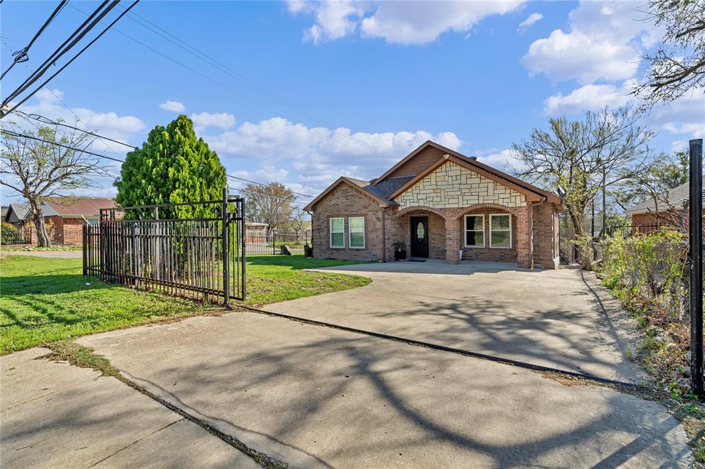 3022 Loving Avenue Property Photo 5