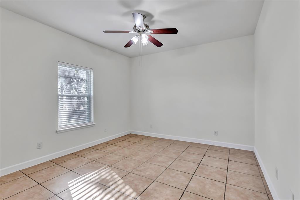 3022 Loving Avenue Property Photo 23
